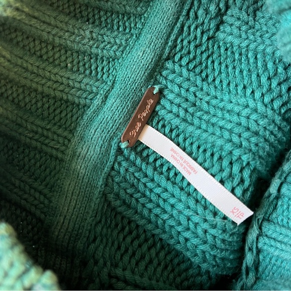 Free People Sweetheart Green Chunky Knit Mock Neck Oversized Sweater - Picture 2 of 5